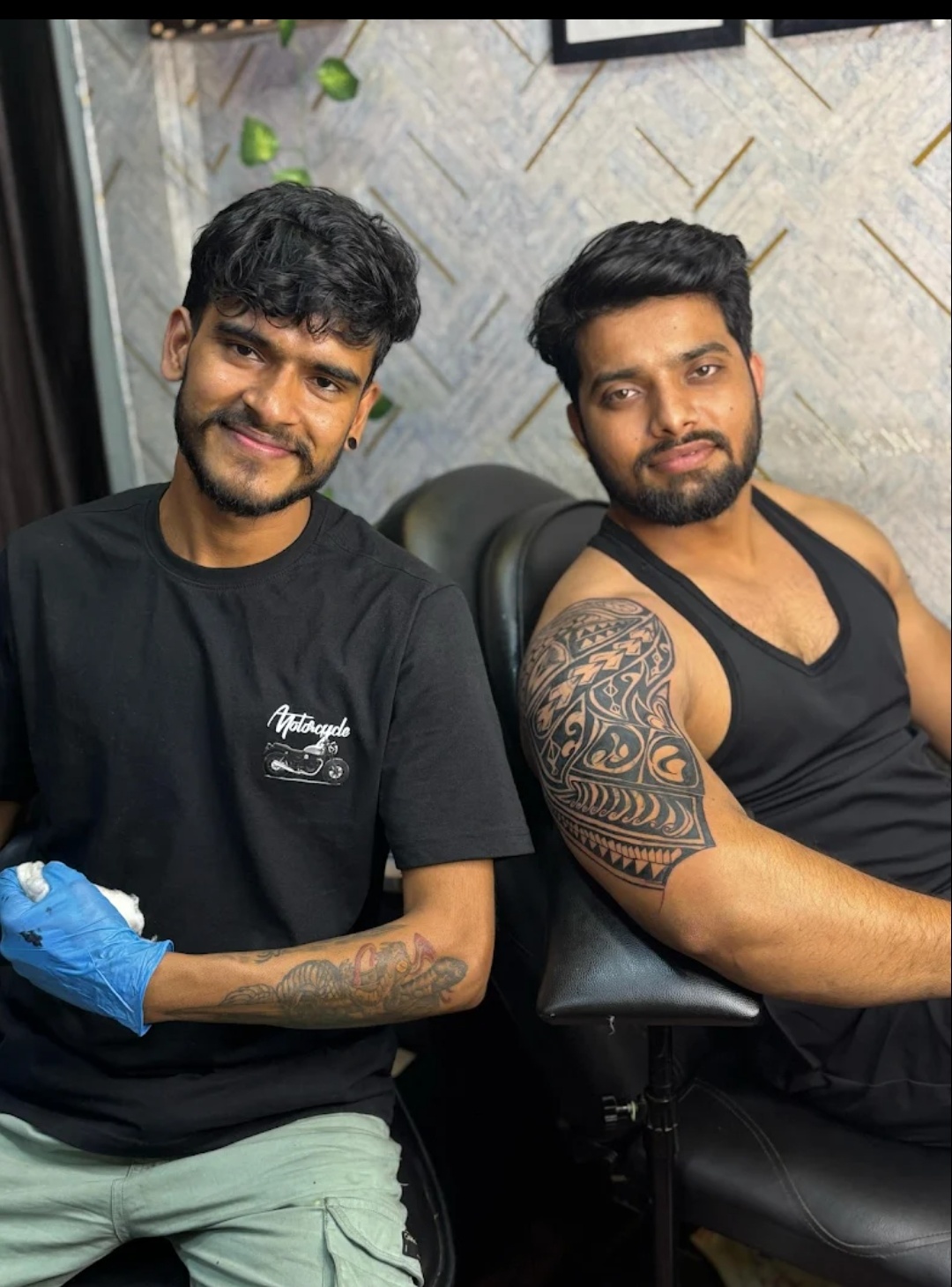 Manoj Kumar with client