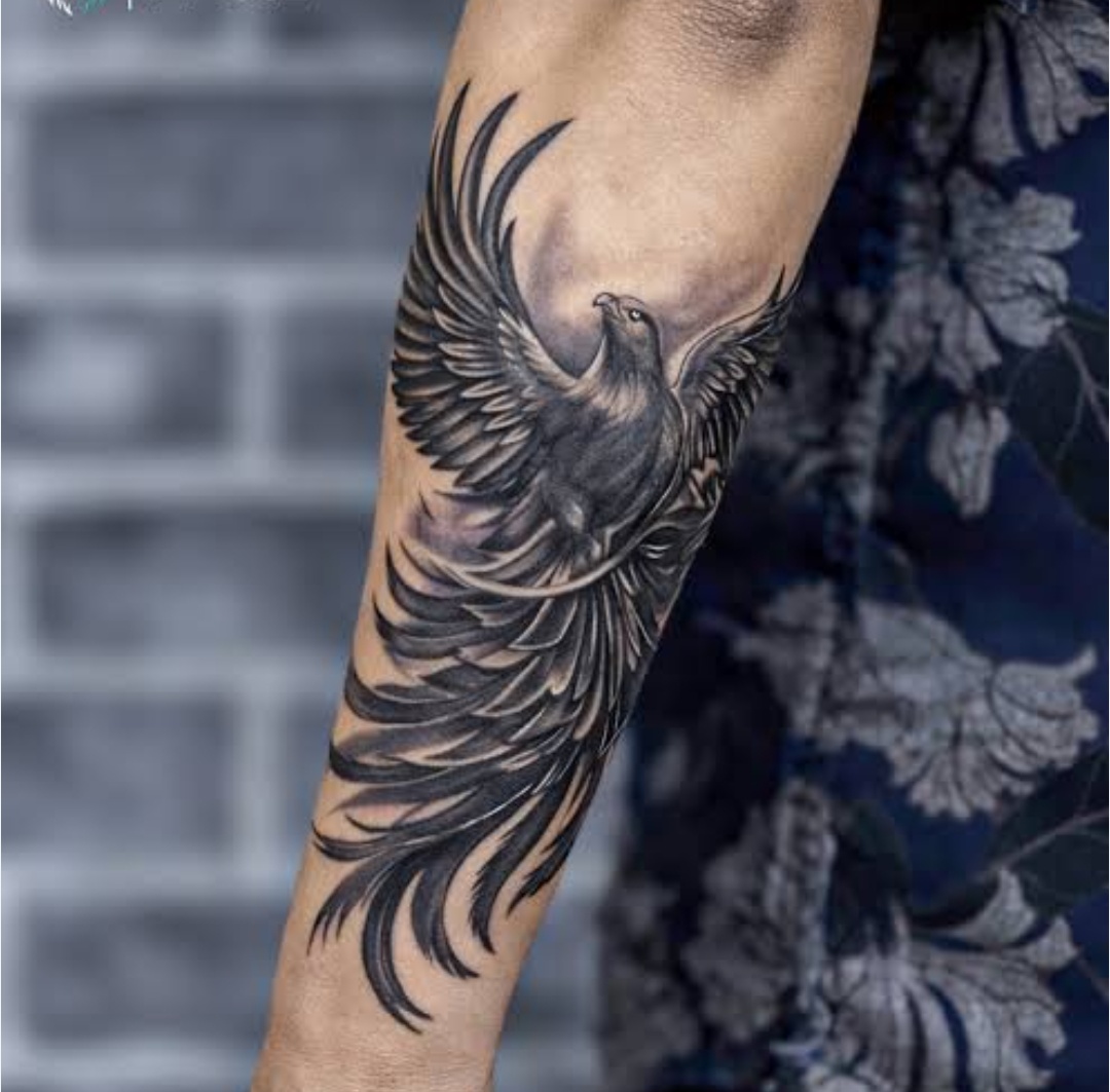 Phoenix bird realism
